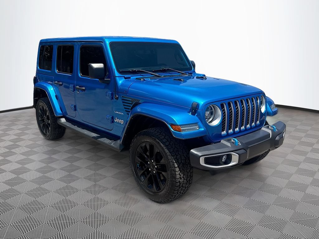 Used 2022 Jeep Wrangler Unlimited Sahara w/ Safety Group AWD/4WD image 4