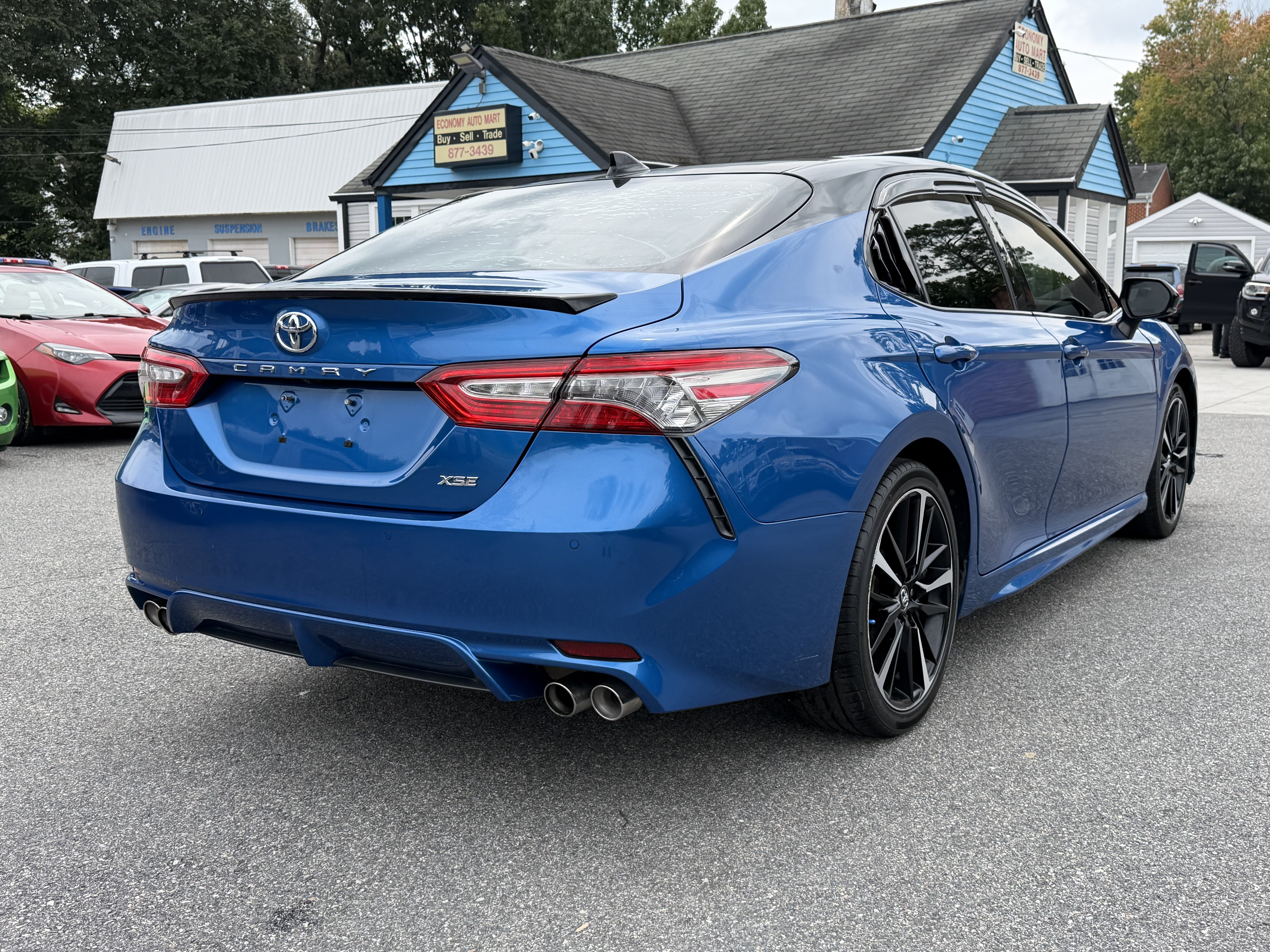 Used 2018 Toyota Camry XSE w/ Audio Package FWD image 7