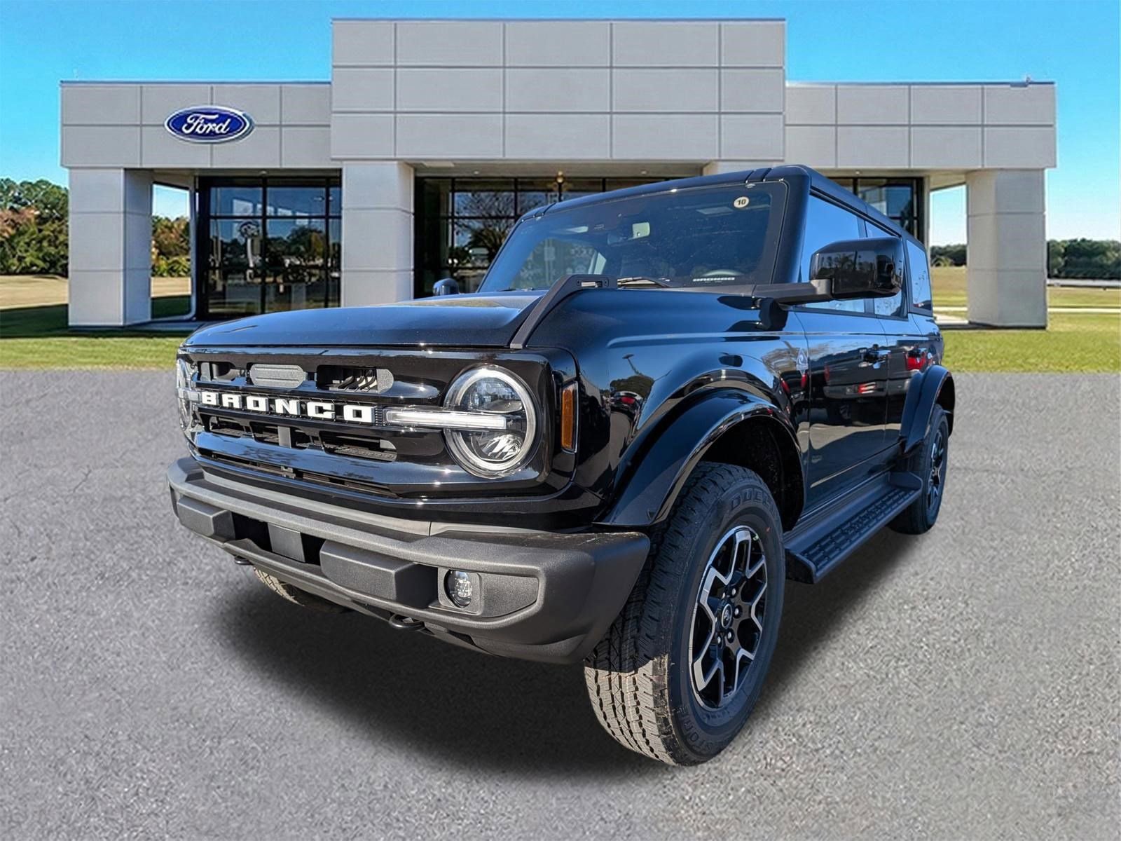 New 2025 Ford Bronco Outer Banks image 8