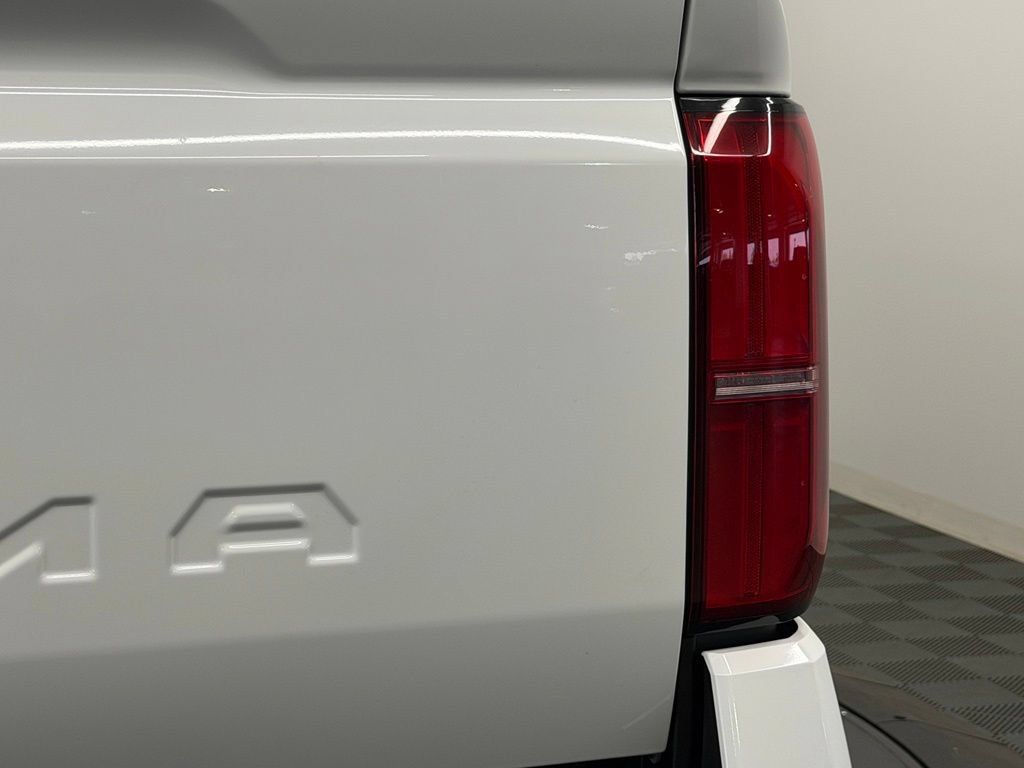 Used 2026 Toyota Tacoma SR5 RWD image 14