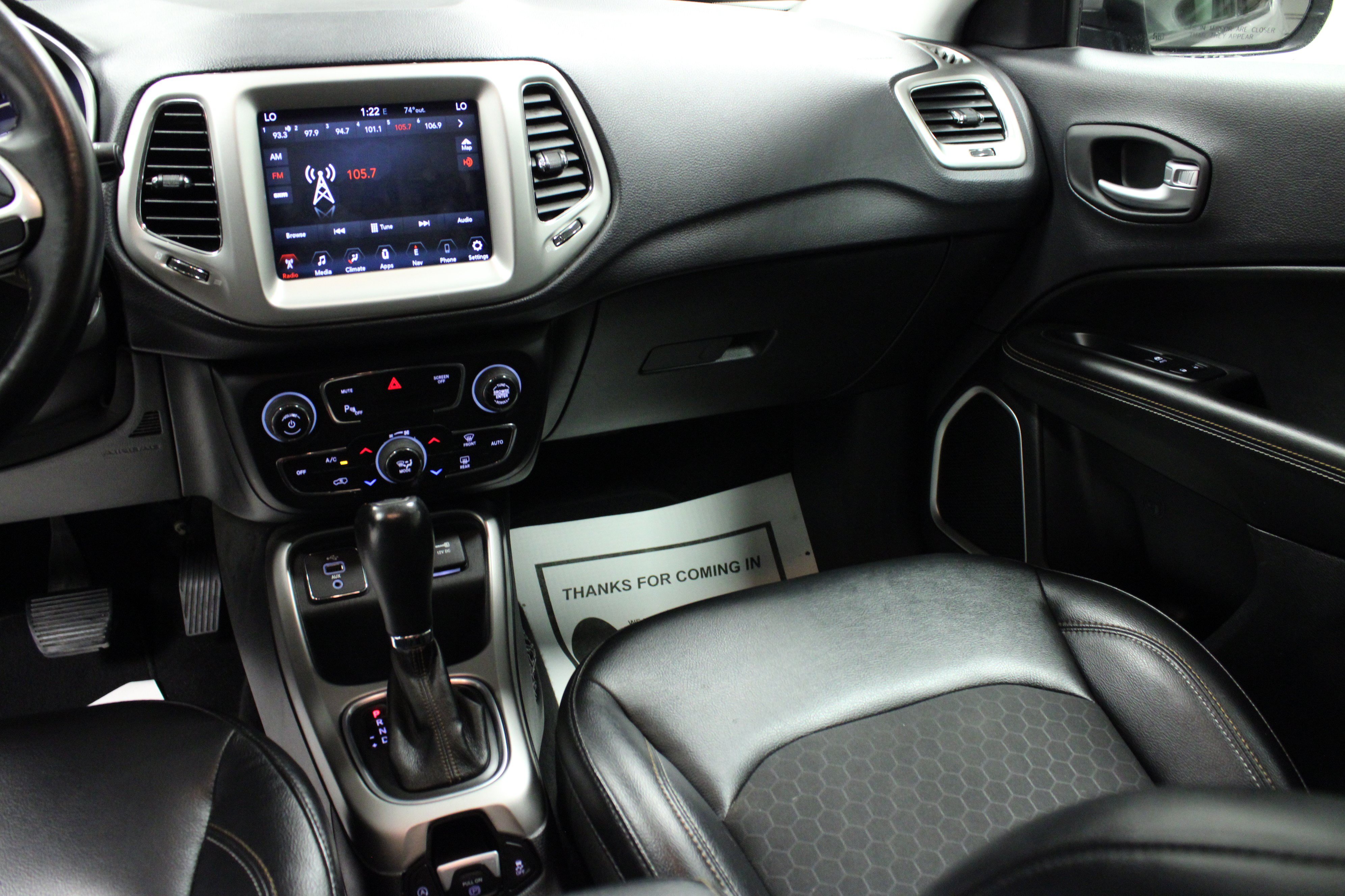 Used 2018 Jeep Compass Latitude w/ Popular Equipment Group FWD image 19