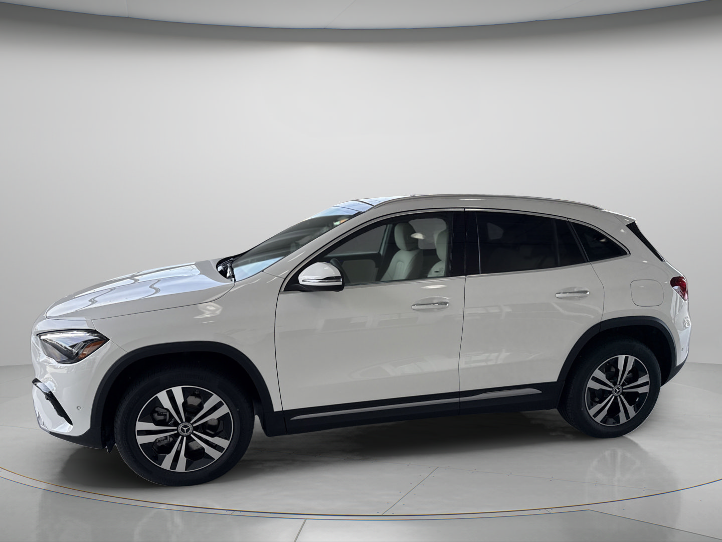 New 2026 Mercedes-Benz GLA 250 image 2