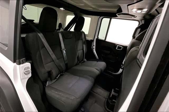 Used 2022 Jeep Wrangler Unlimited Sport AWD/4WD image 25