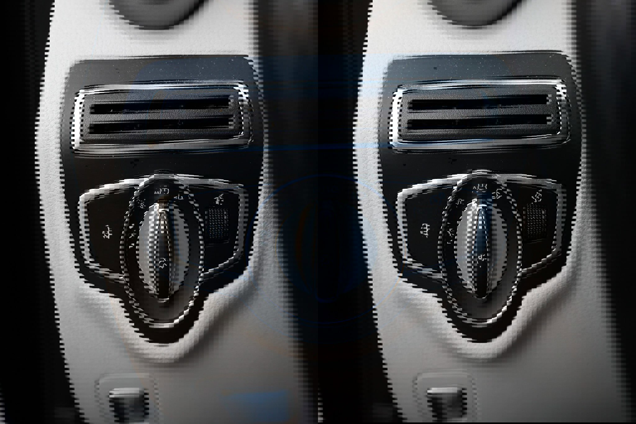 Used 2018 Mercedes-Benz C 300 Coupe image 47