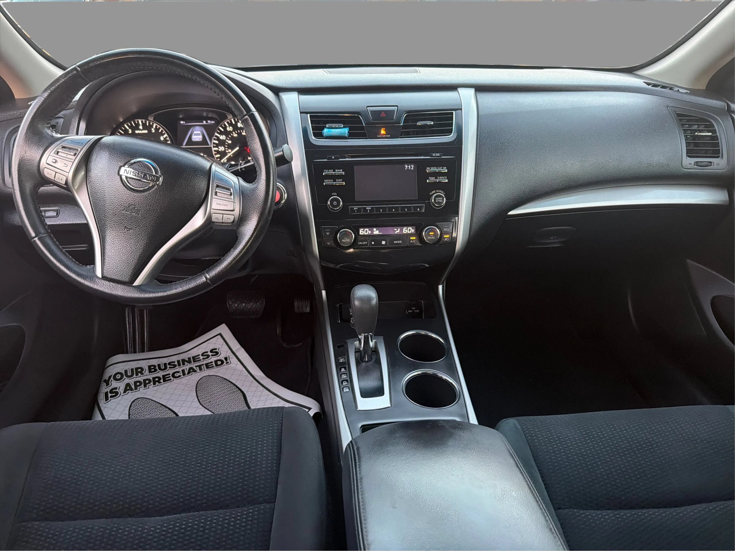 Used 2015 Nissan Altima 2.5 SV FWD image 29