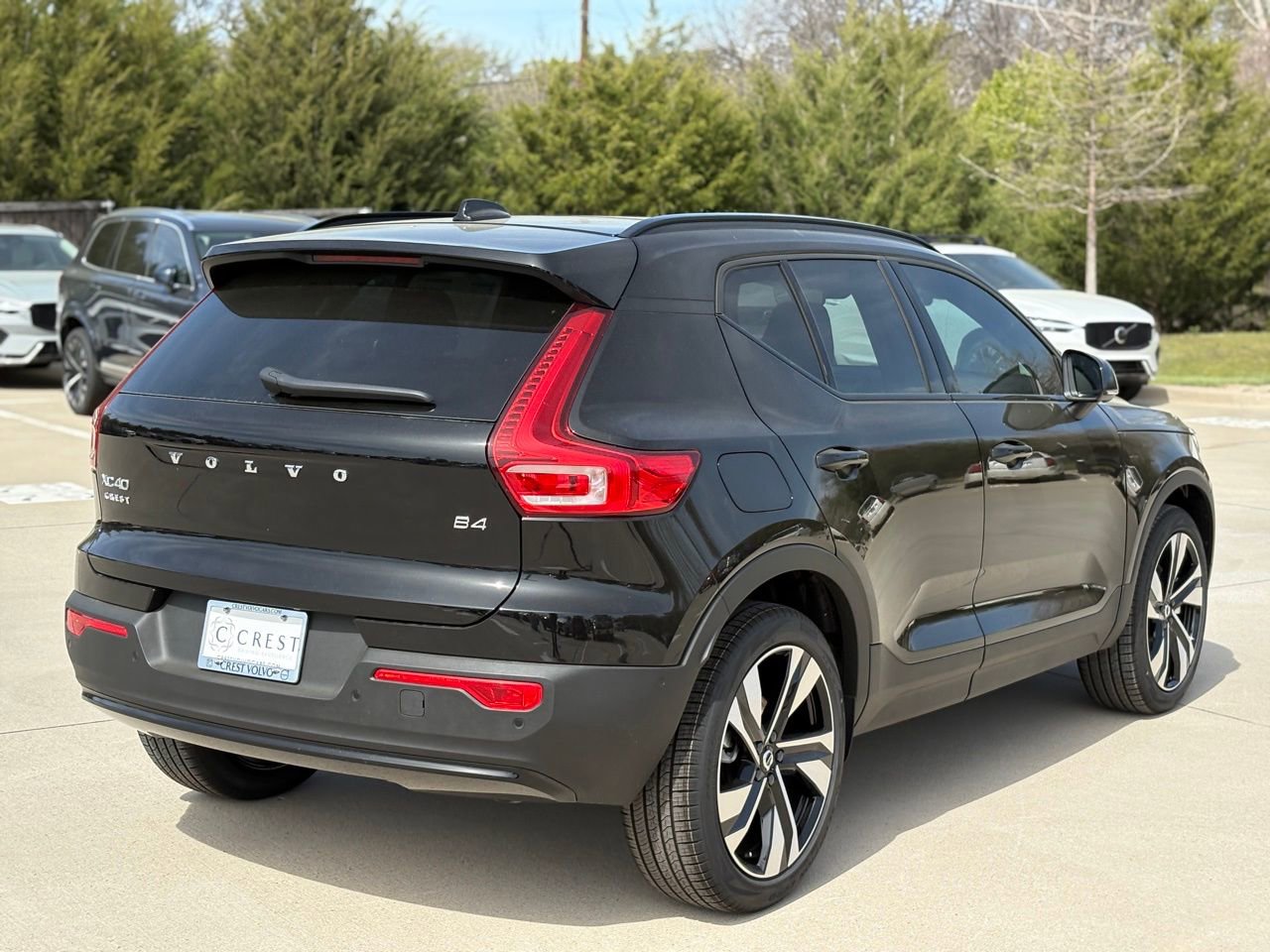 New 2026 Volvo XC40 B4 Plus w/ Protection Package Premier image 6