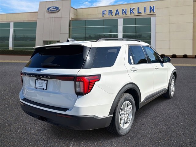 New 2026 Ford Explorer Active image 7