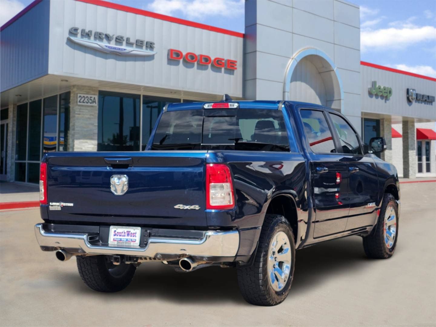 Used 2022 RAM 1500 Lone Star AWD/4WD image 5