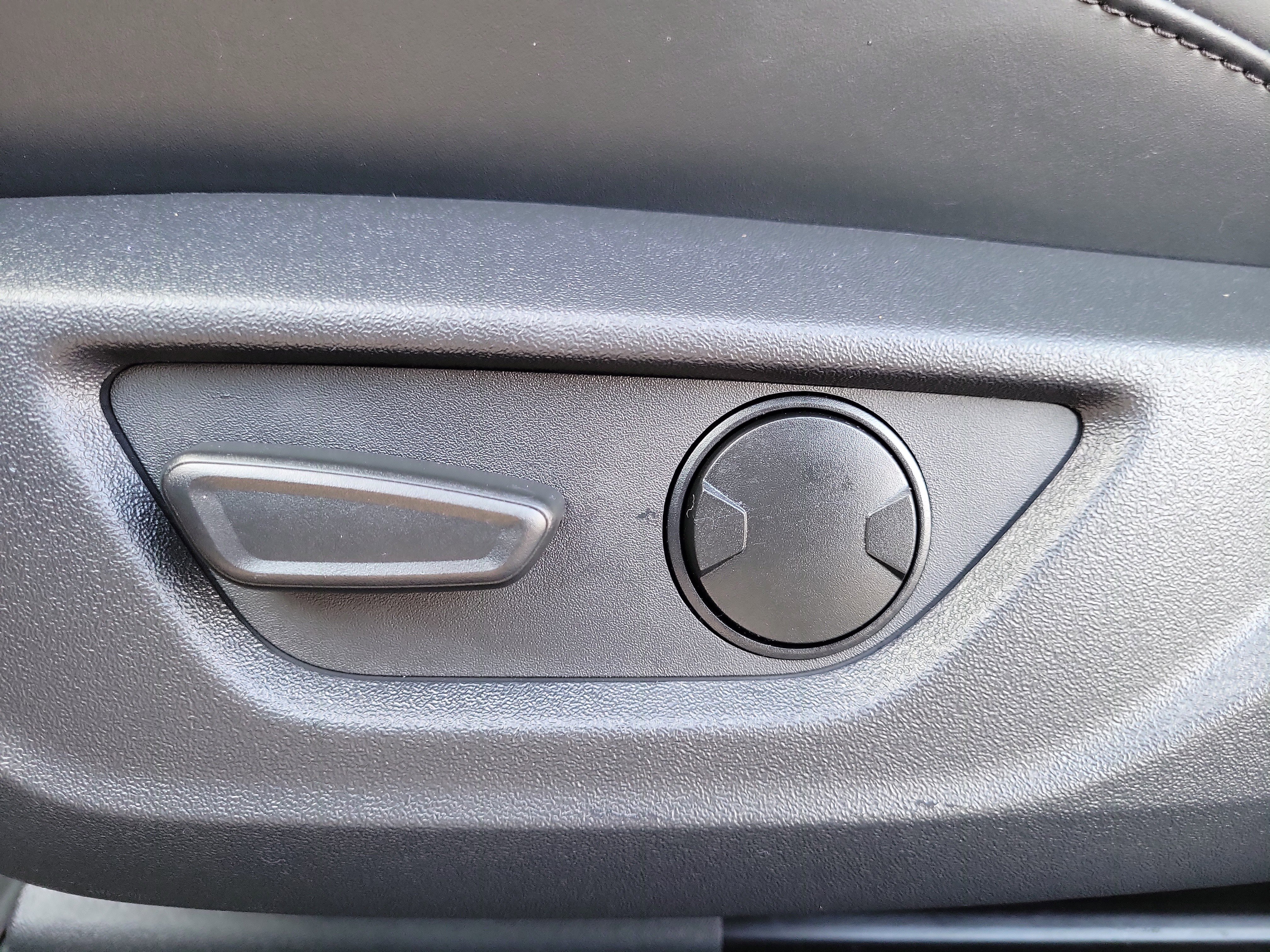 Used 2025 Ford Mustang GT Premium image 18