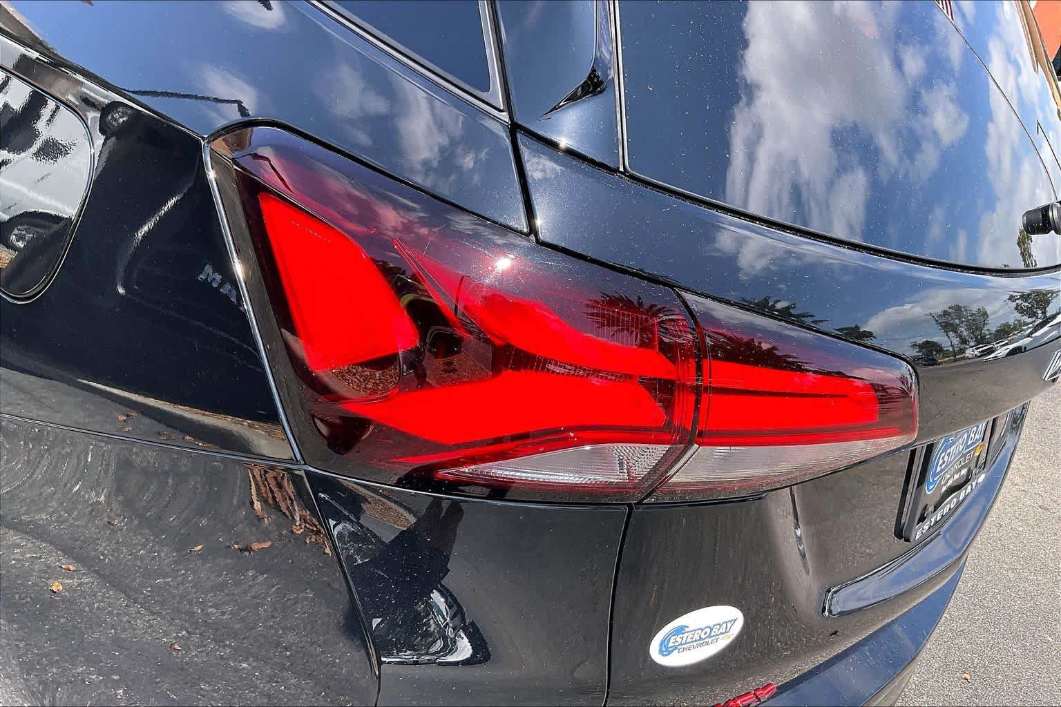 Used 2023 Chevrolet Equinox Premier w/ Redline Edition FWD image 28
