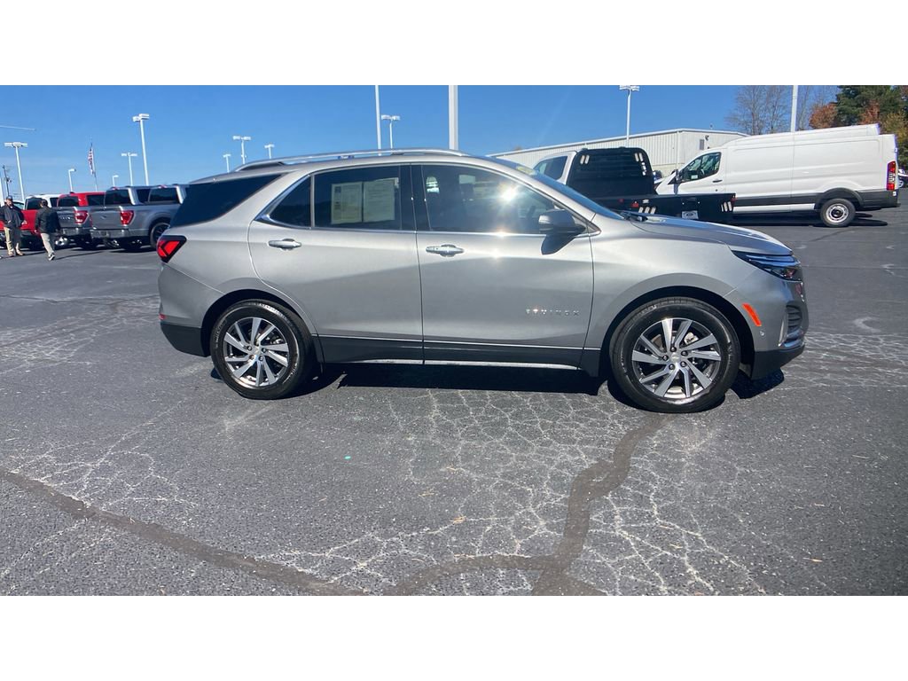 Used 2023 Chevrolet Equinox Premier image 25