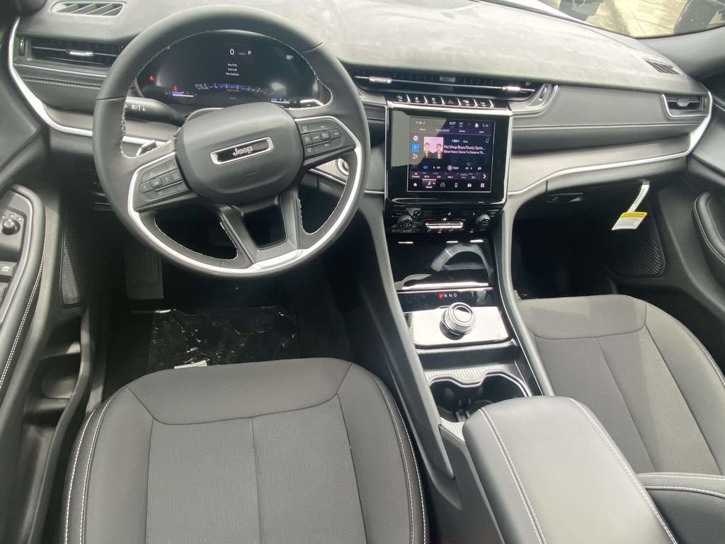 New 2026 Jeep Grand Cherokee L 2WD image 36