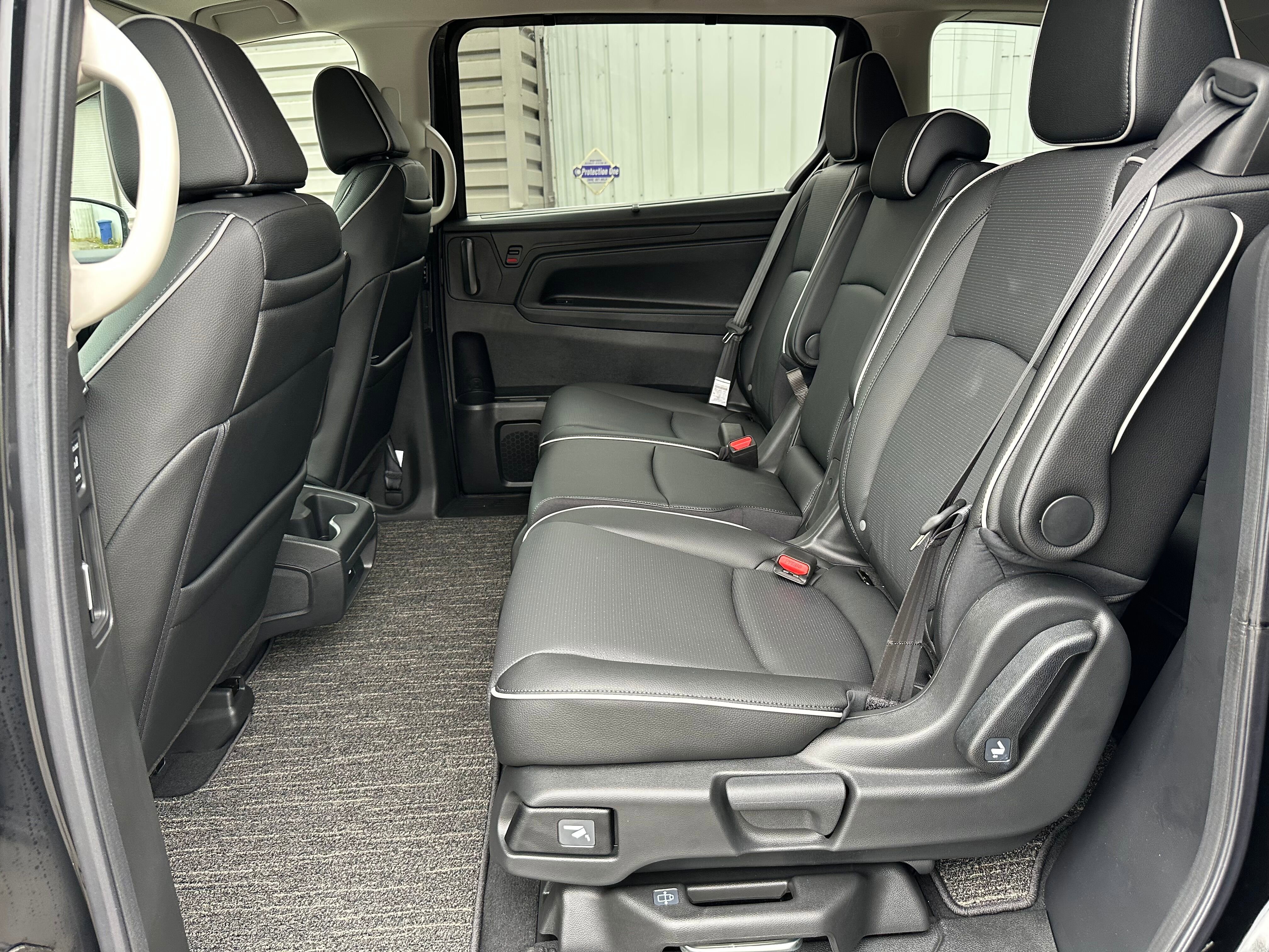 New 2026 Honda Odyssey Elite image 14