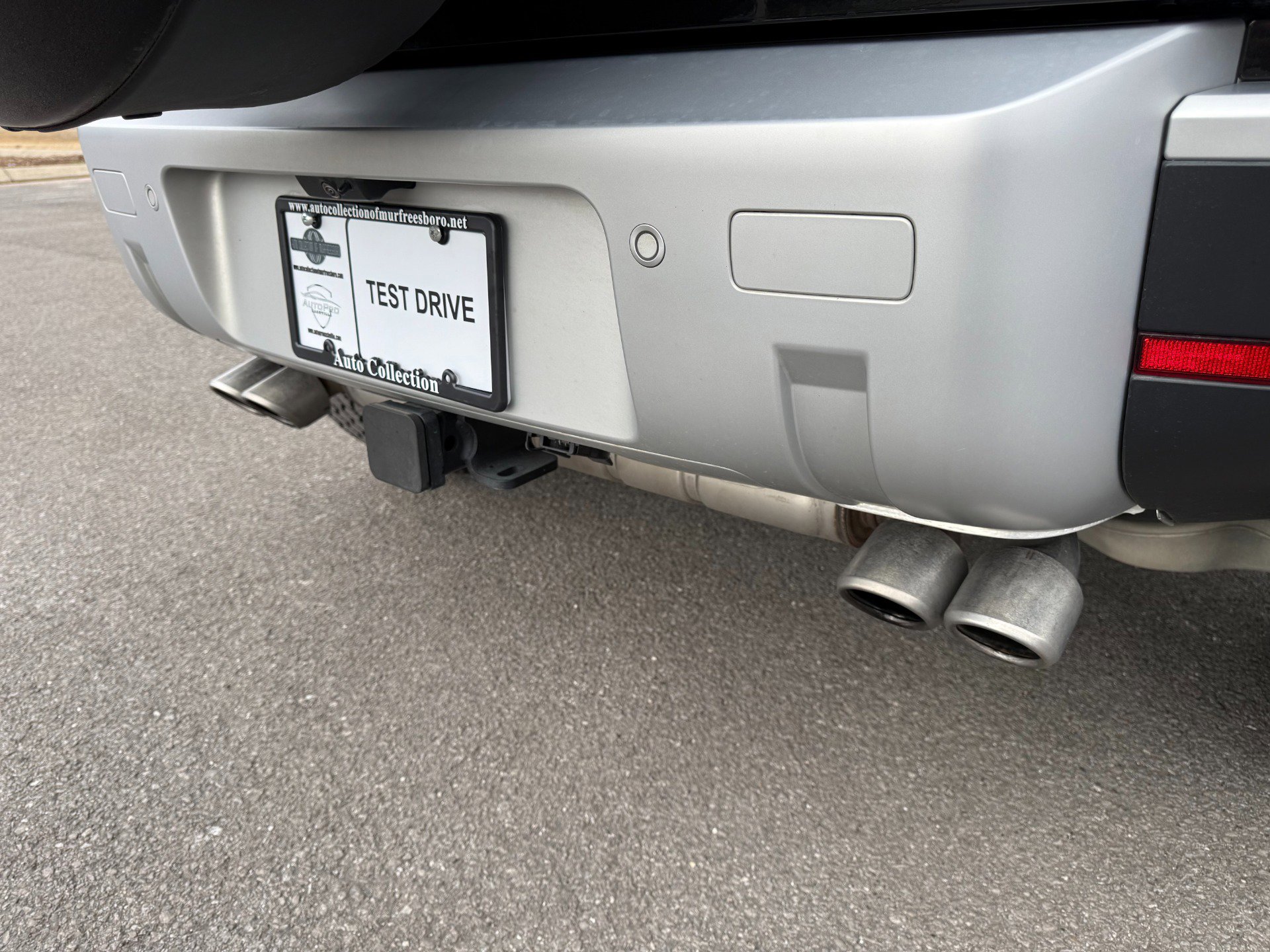 Used 2024 Land Rover Defender 110 SE image 59