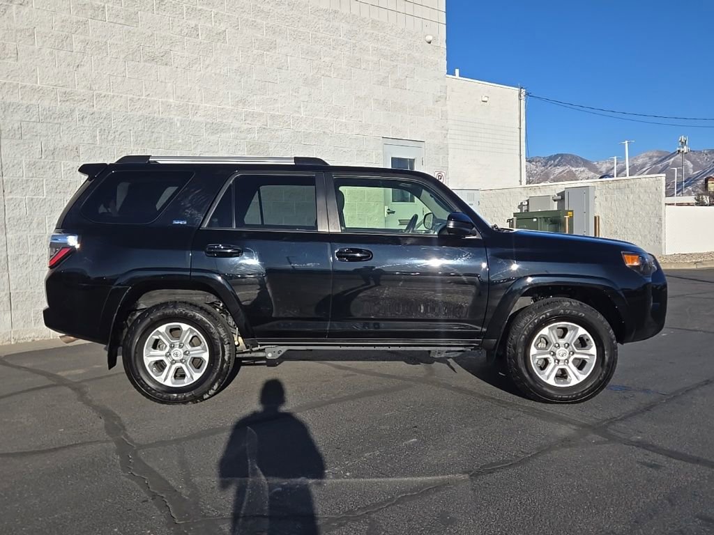 Used 2024 Toyota 4Runner SR5 image 2