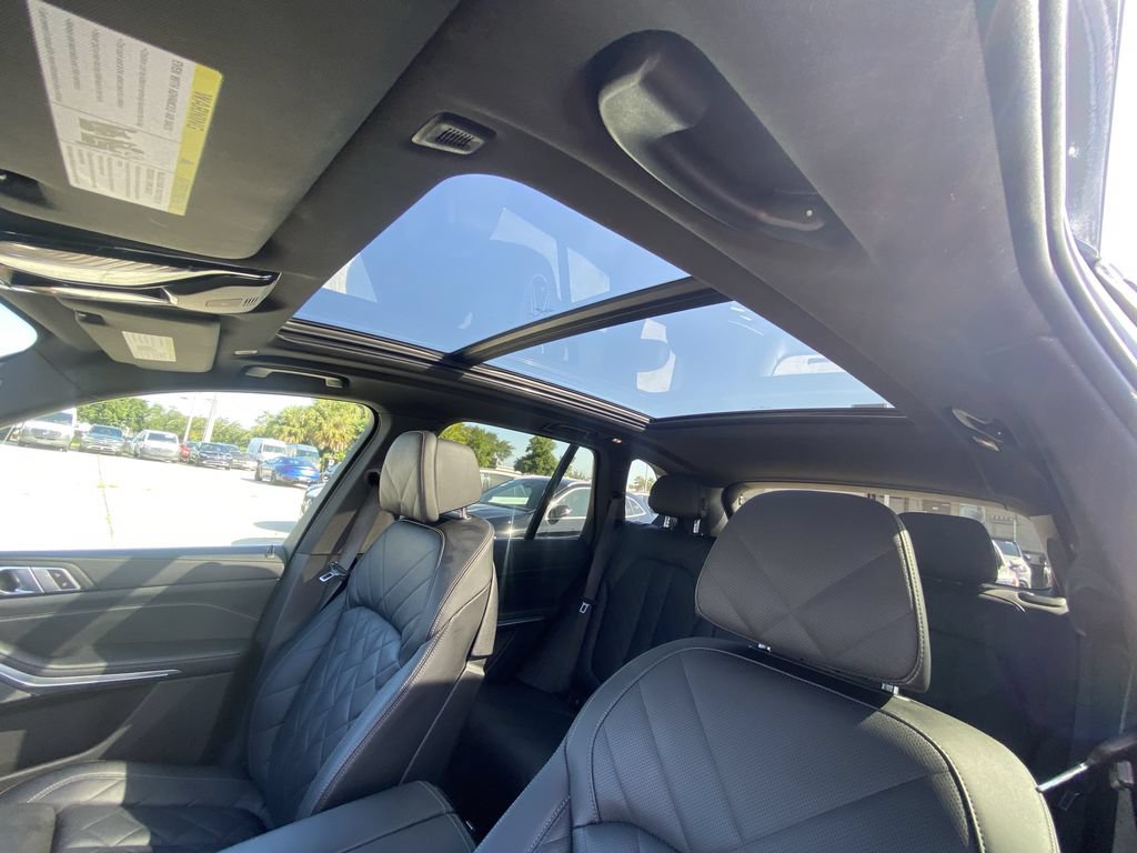 Used 2024 BMW X5 sDrive40i RWD image 14