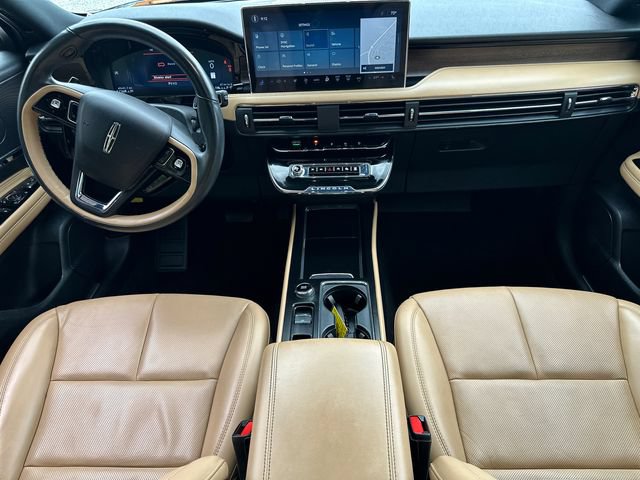 Used 2023 Lincoln Corsair Reserve w/ Equipment Group 201A AWD/4WD image 20