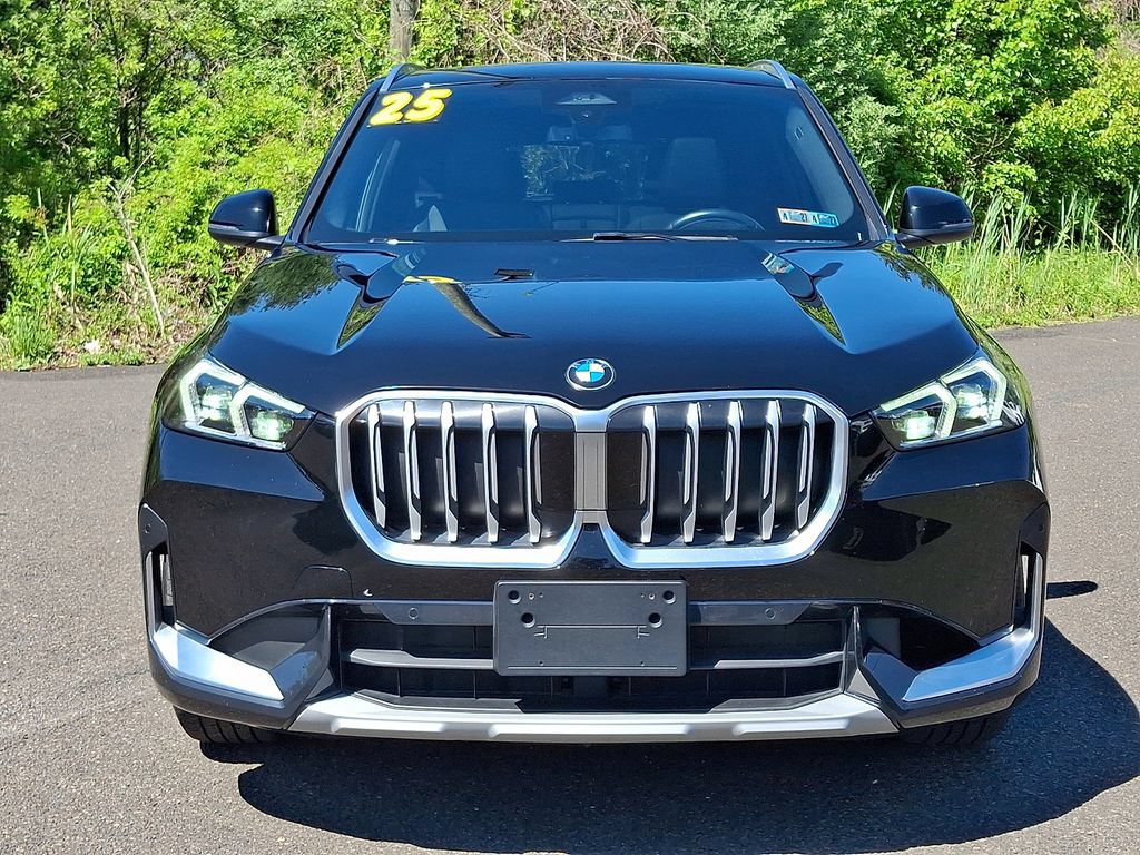 Used 2025 BMW X1 xDrive28i AWD/4WD image 2