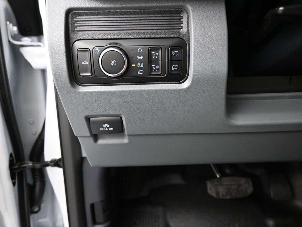 New 2026 Ford F350 4x4 SuperCab Super Duty image 44