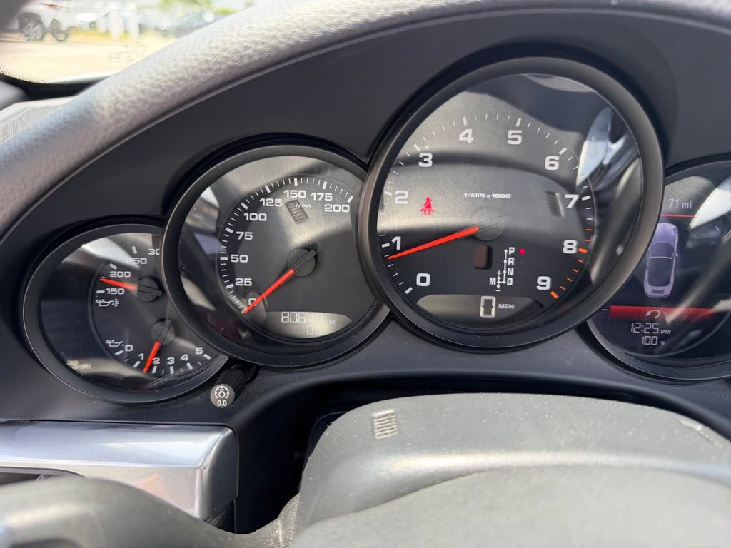Used 2014 Porsche 911 Carrera 4 w/ Sport Chrono Package AWD/4WD image 29