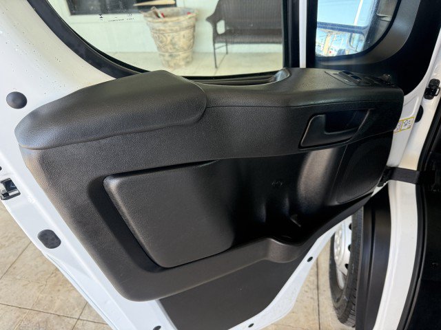 Used 2025 RAM ProMaster 2500 w/ Convenience Group FWD image 15