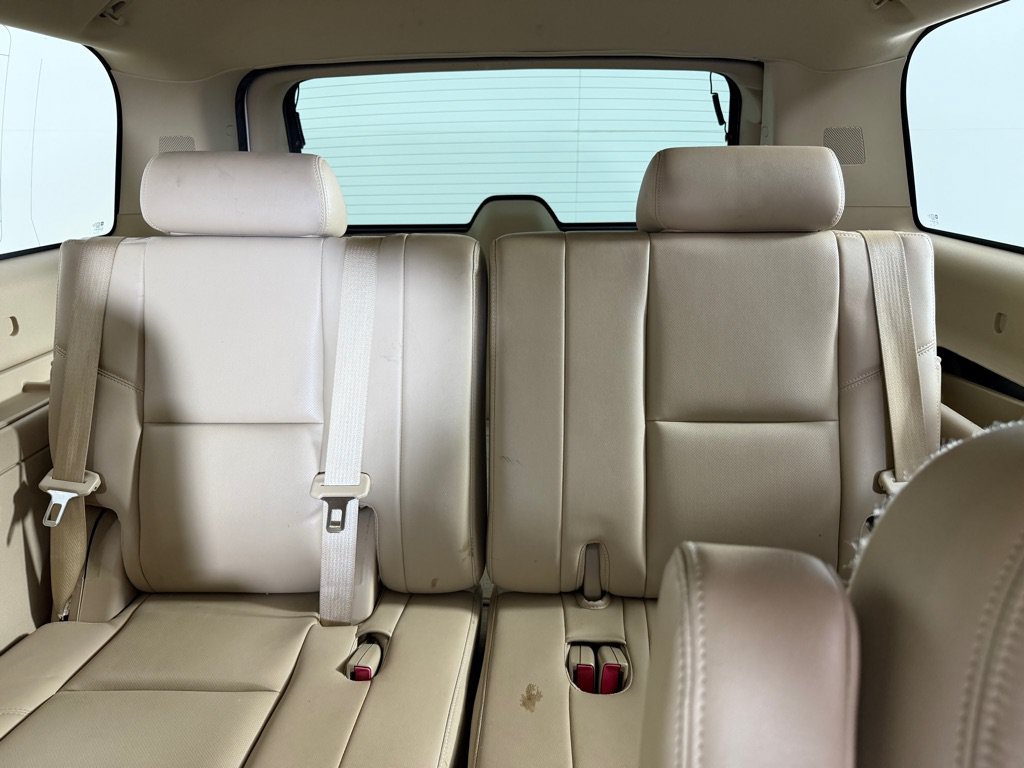 Used 2013 Cadillac Escalade ESV Luxury RWD image 21