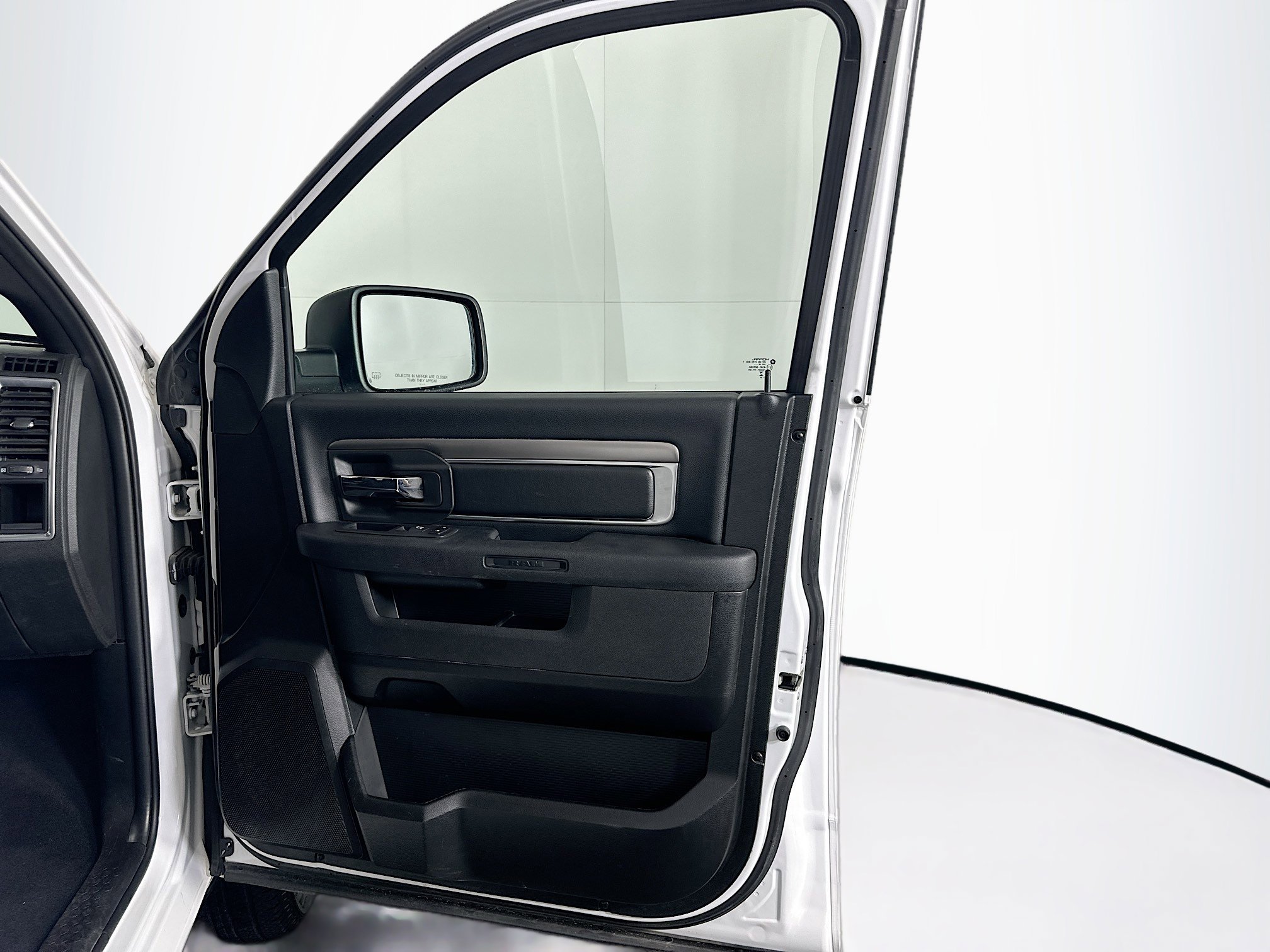 Used 2024 RAM 1500 Classic Warlock image 31