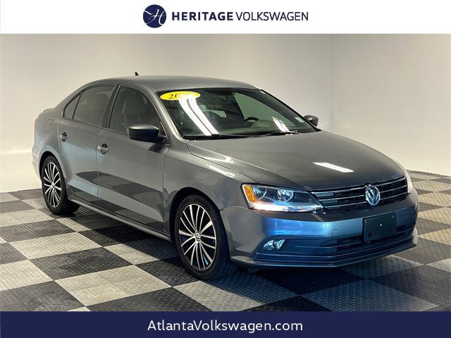 Used 2016 Volkswagen Jetta Sport image 1
