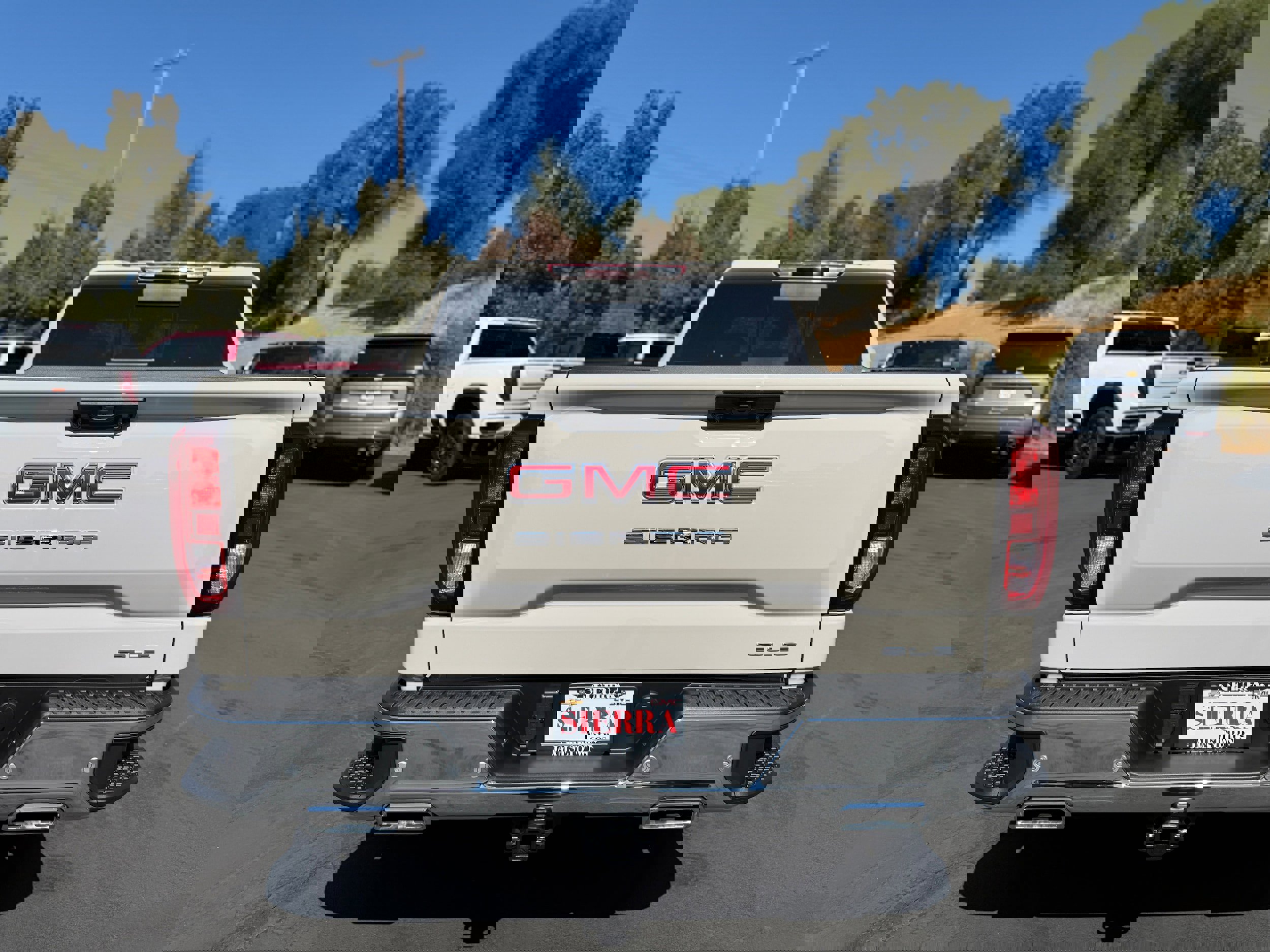 New 2026 GMC Sierra 1500 SLE w/ X31 Off-Road Package image 5