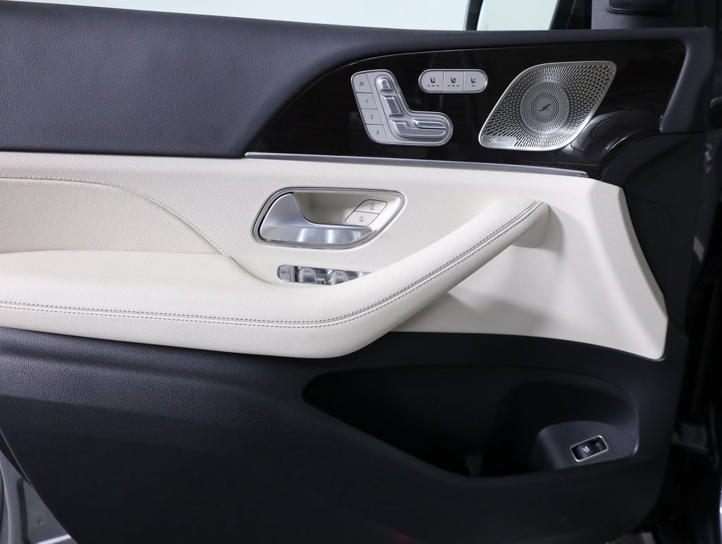 Certified 2025 Mercedes-Benz GLE 350 4MATIC image 9