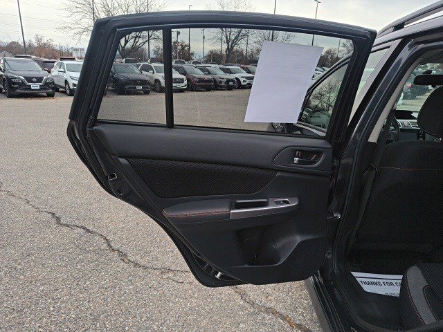 Used 2016 Subaru Crosstrek 2.0i Premium image 12