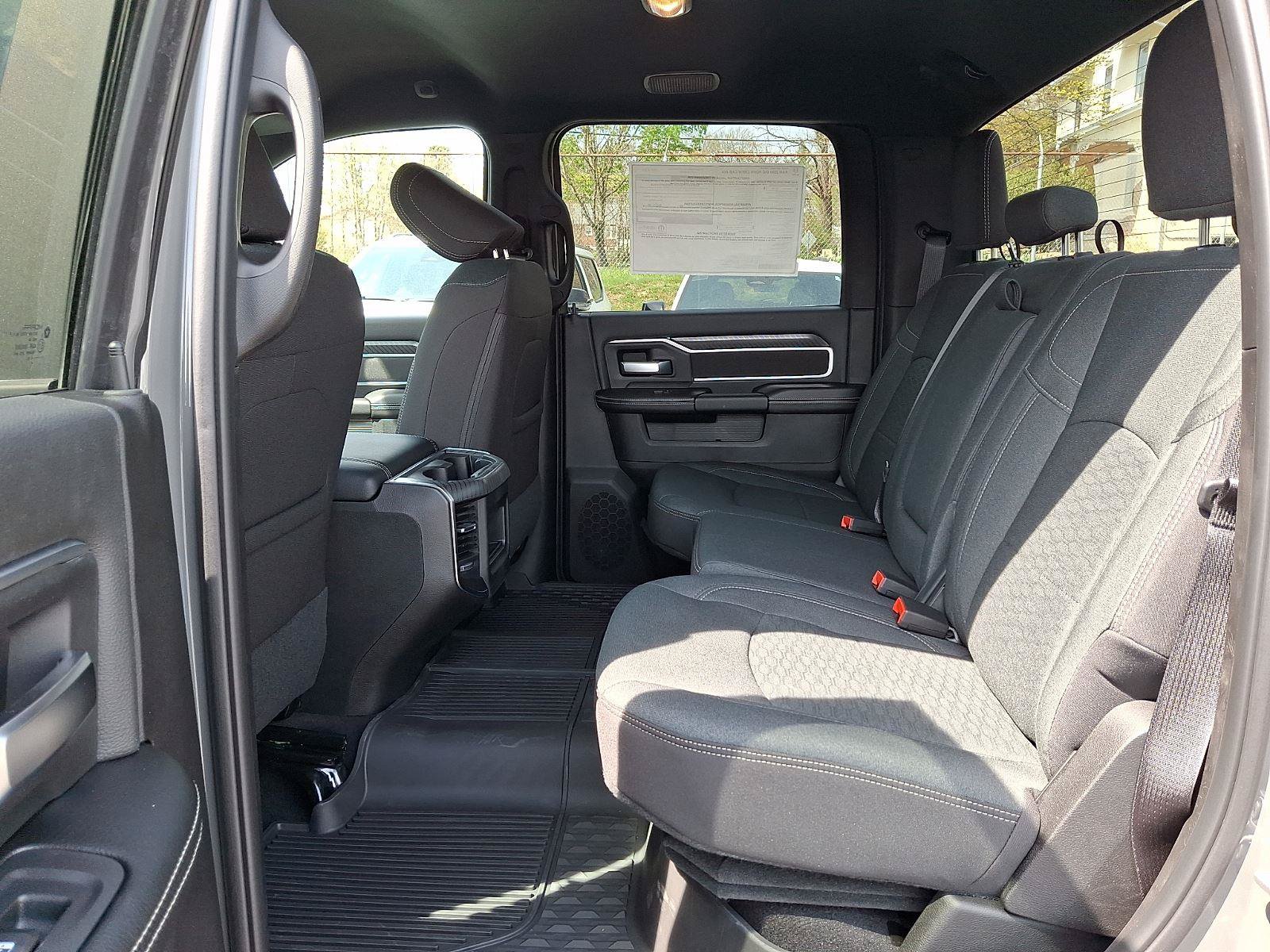 New 2026 RAM 2500 Big Horn AWD/4WD image 6