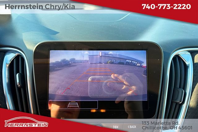 Used 2021 Chevrolet Malibu LT FWD image 18