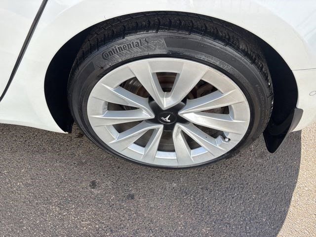 Used 2021 Tesla Model 3 Standard Range Plus image 40