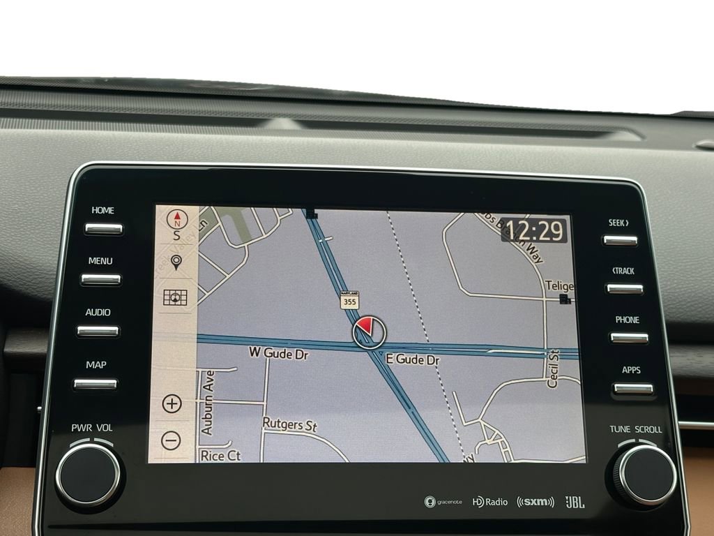 Used 2019 Toyota Avalon Limited image 15