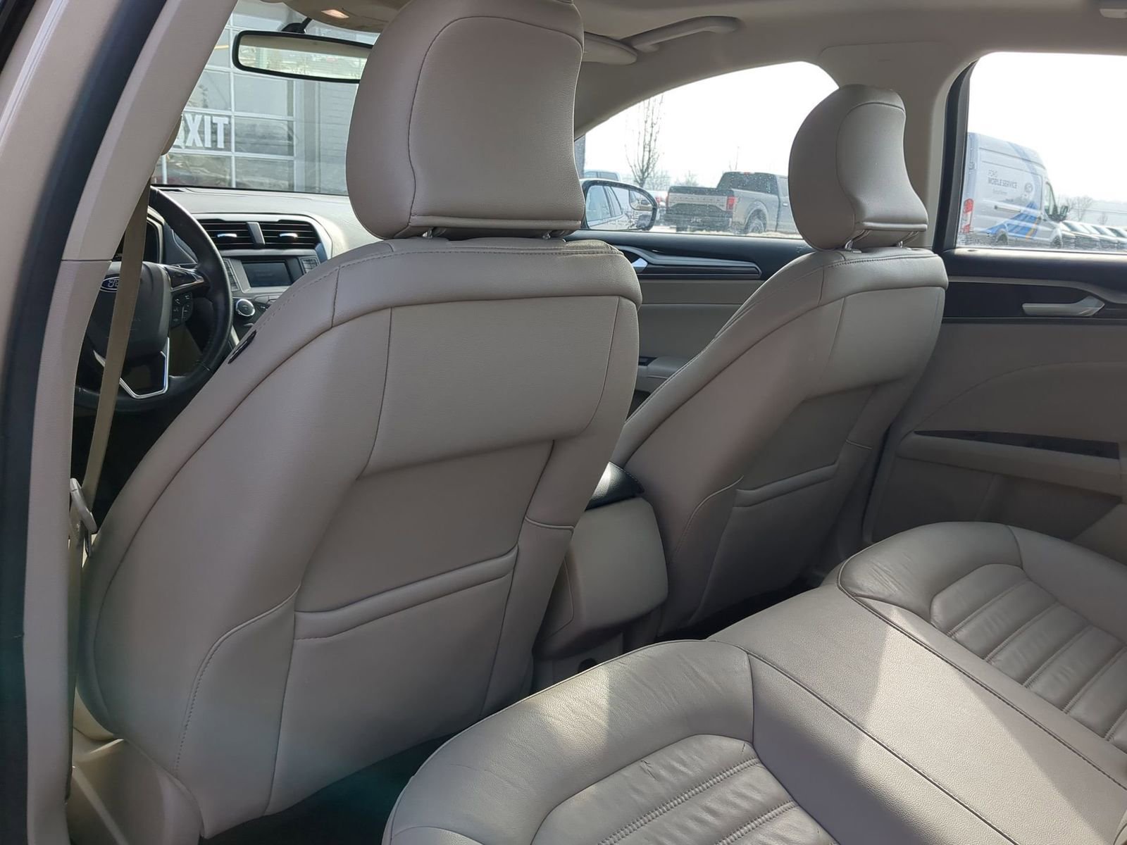 Used 2017 Ford Fusion SE image 20