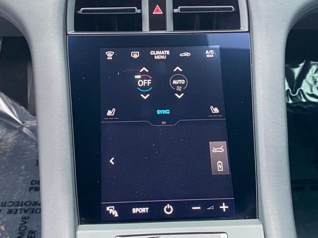 Used 2022 Porsche Taycan 4S image 15