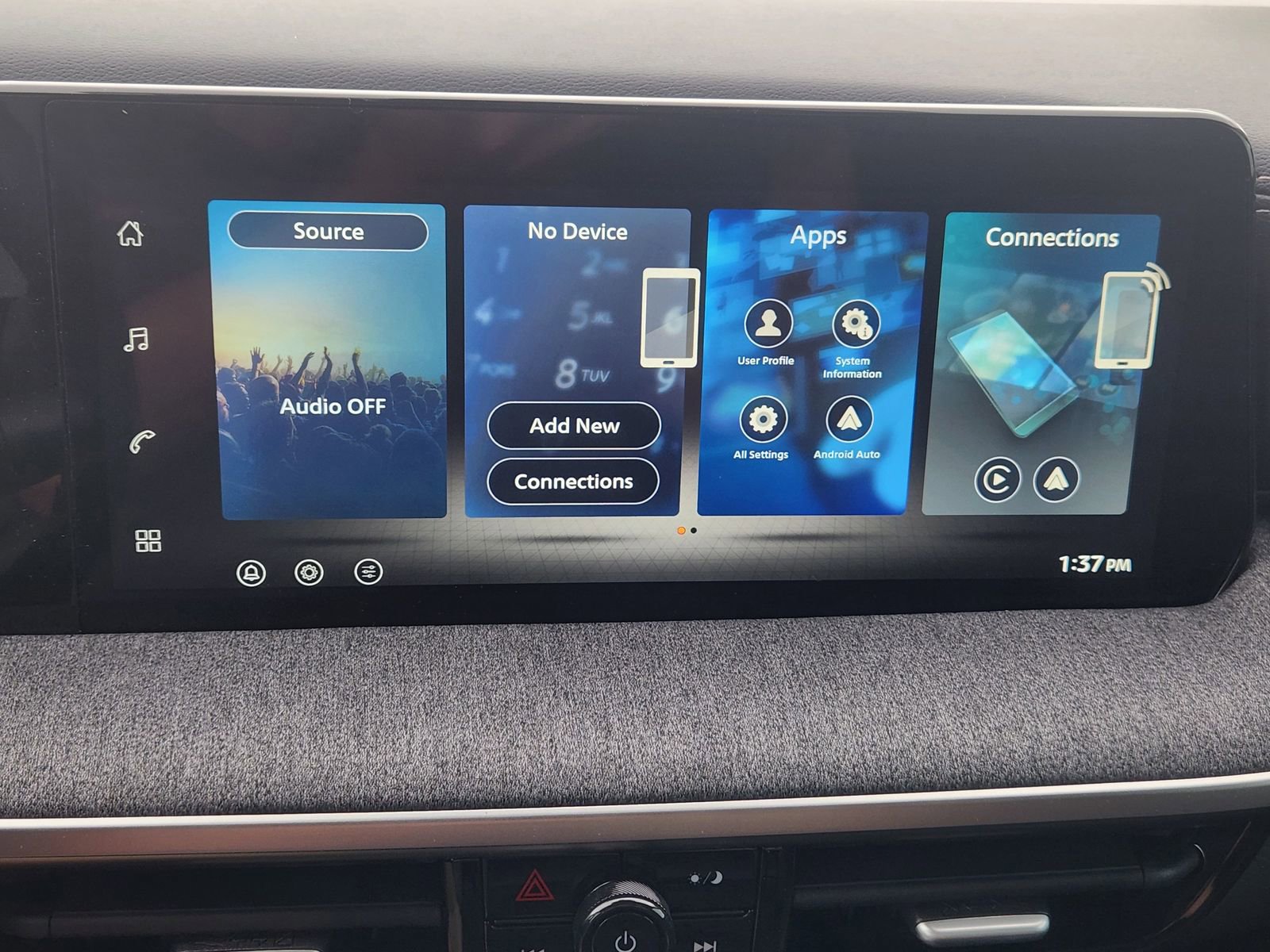 New 2026 Nissan Kicks SV image 16