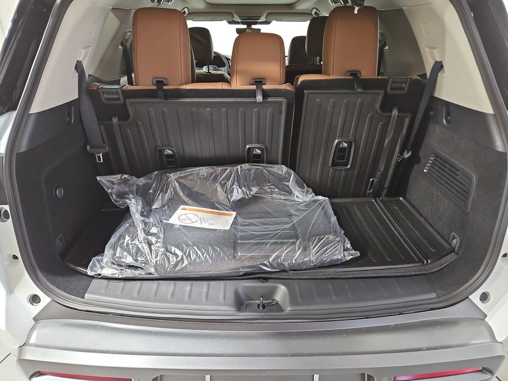 New 2026 Nissan Pathfinder Platinum AWD/4WD image 22