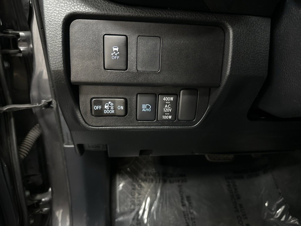 Used 2021 Toyota Tacoma TRD Off-Road image 36