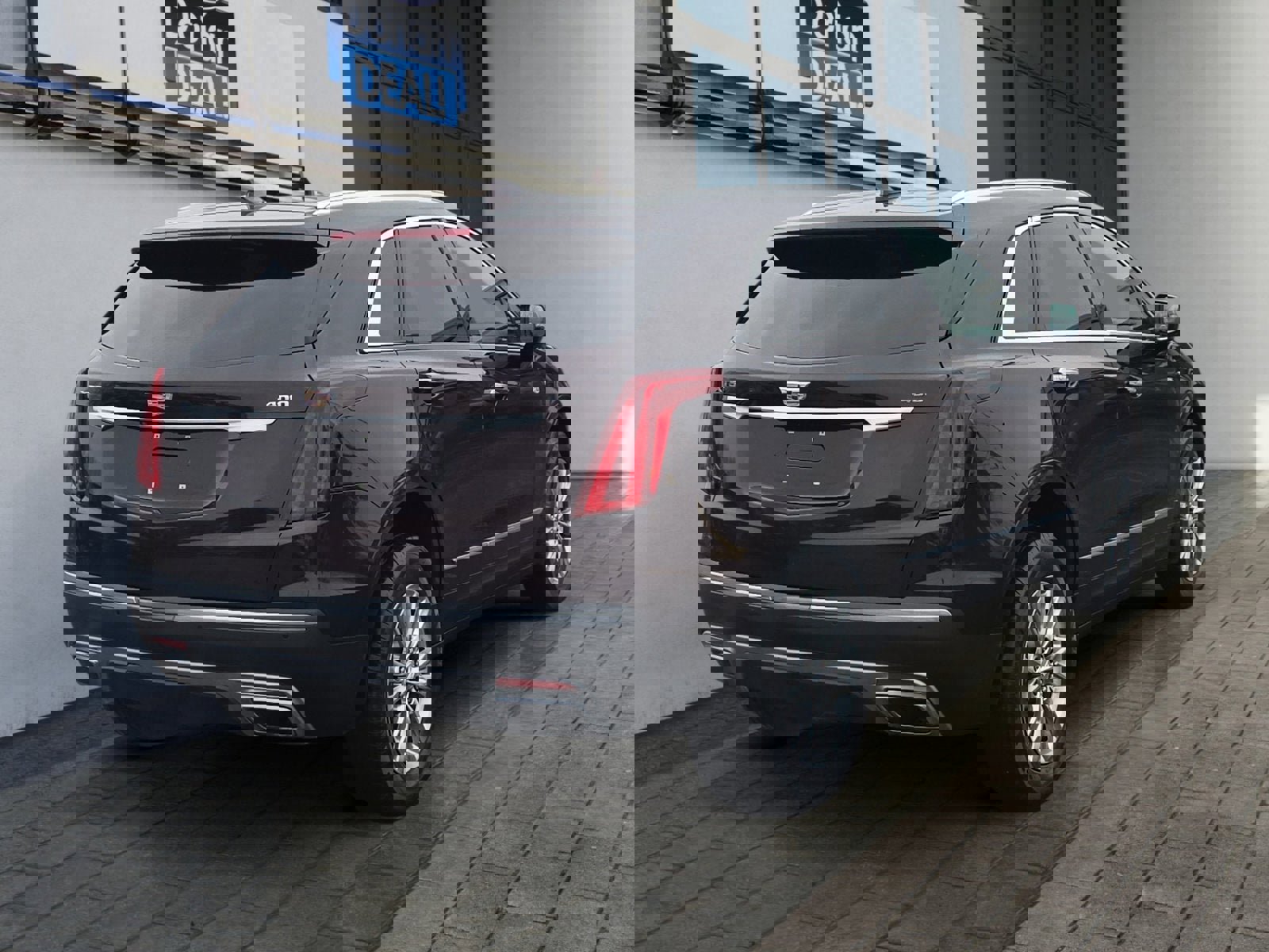 Used 2020 Cadillac XT5 Premium Luxury w/ LPO, Floor Liner Package image 3