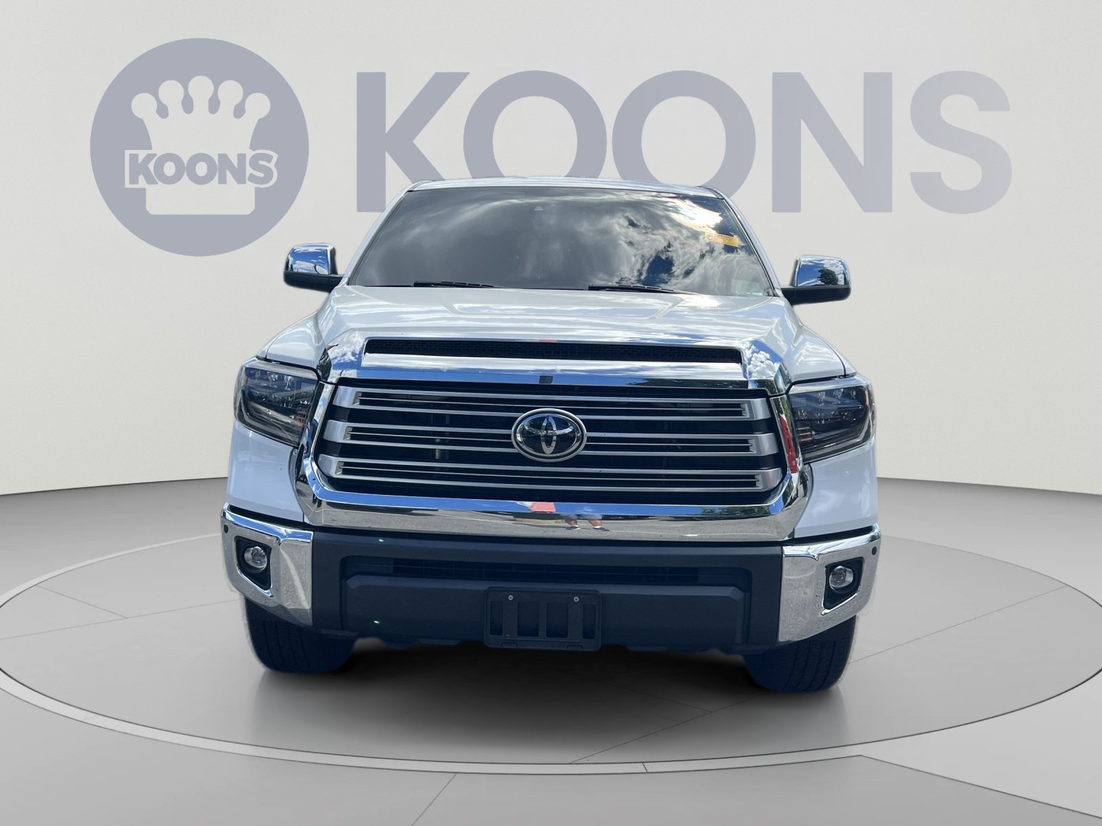 Used 2020 Toyota Tundra Limited w/ Limited Premium Package AWD/4WD image 11