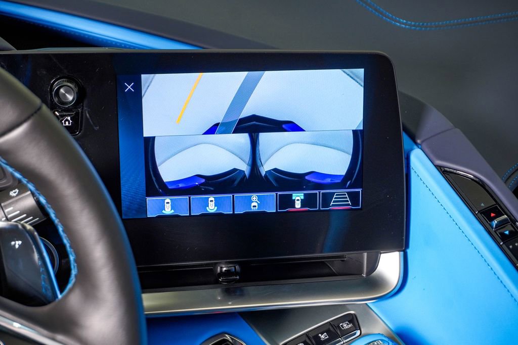 Used 2025 Chevrolet Corvette Stingray Premium Cpe w/ Z51 Performance Package RWD image 24