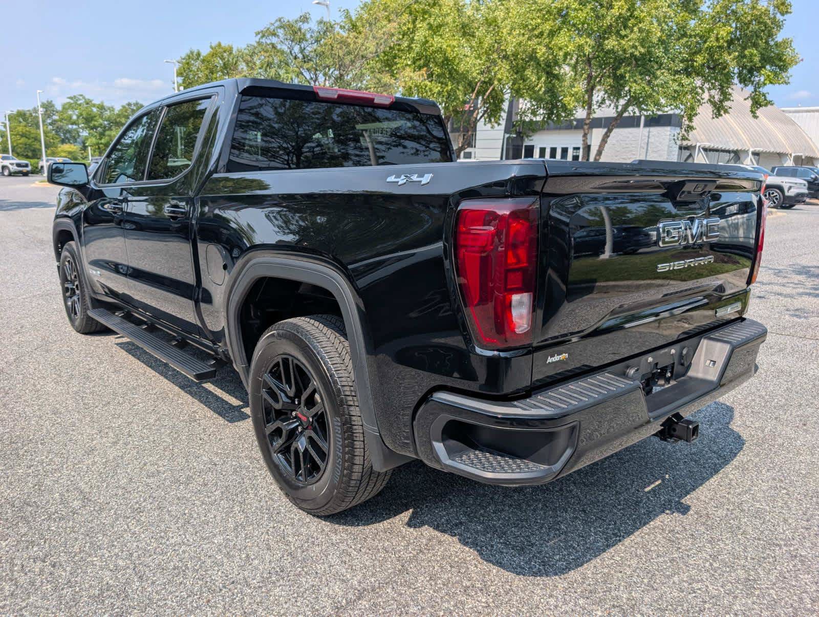 Certified 2024 GMC Sierra 1500 Elevation AWD/4WD image 5