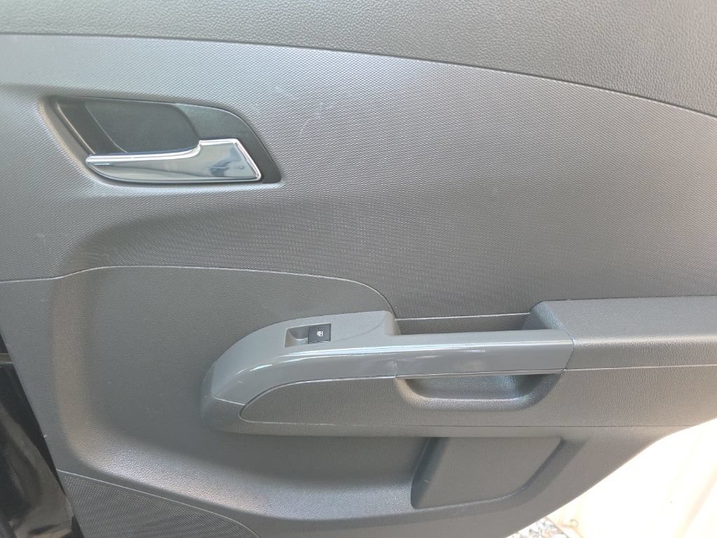 Used 2018 Chevrolet Sonic LT FWD image 24