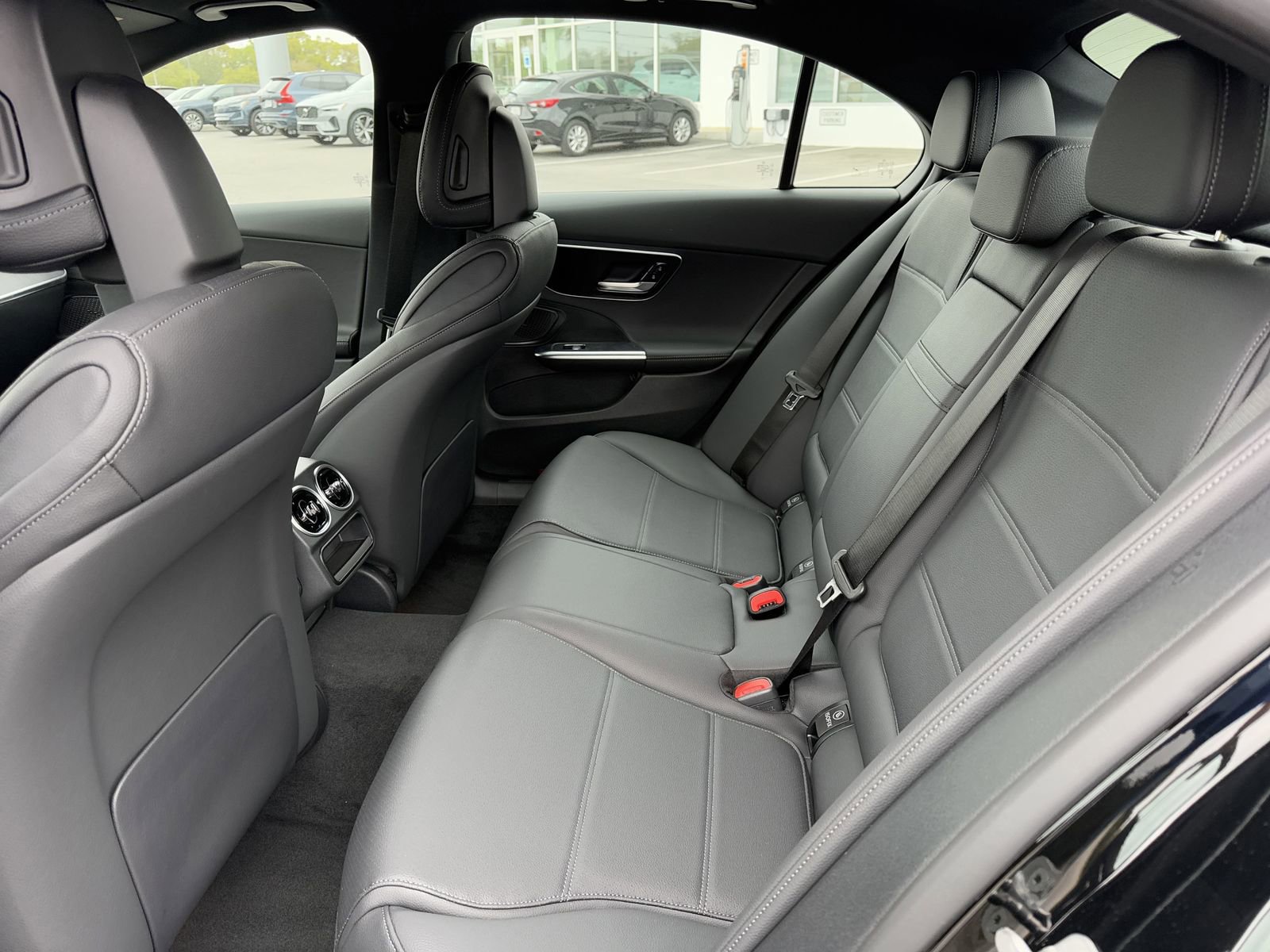 Used 2025 Mercedes-Benz C 300 Sedan image 12