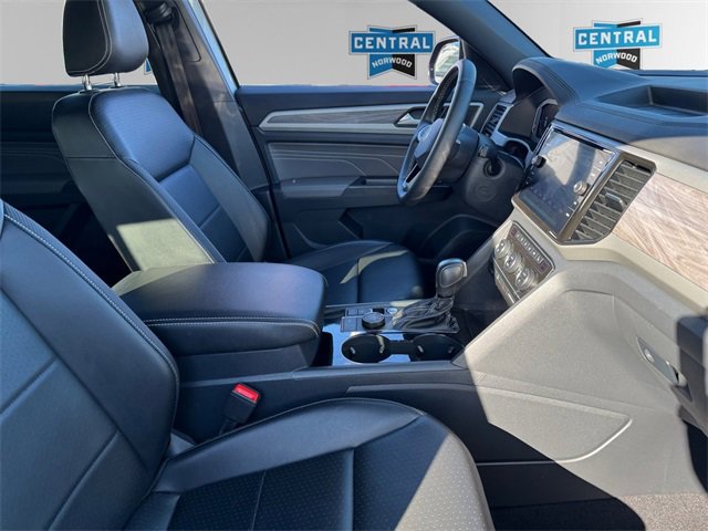 Used 2022 Volkswagen Atlas Cross Sport SE image 15