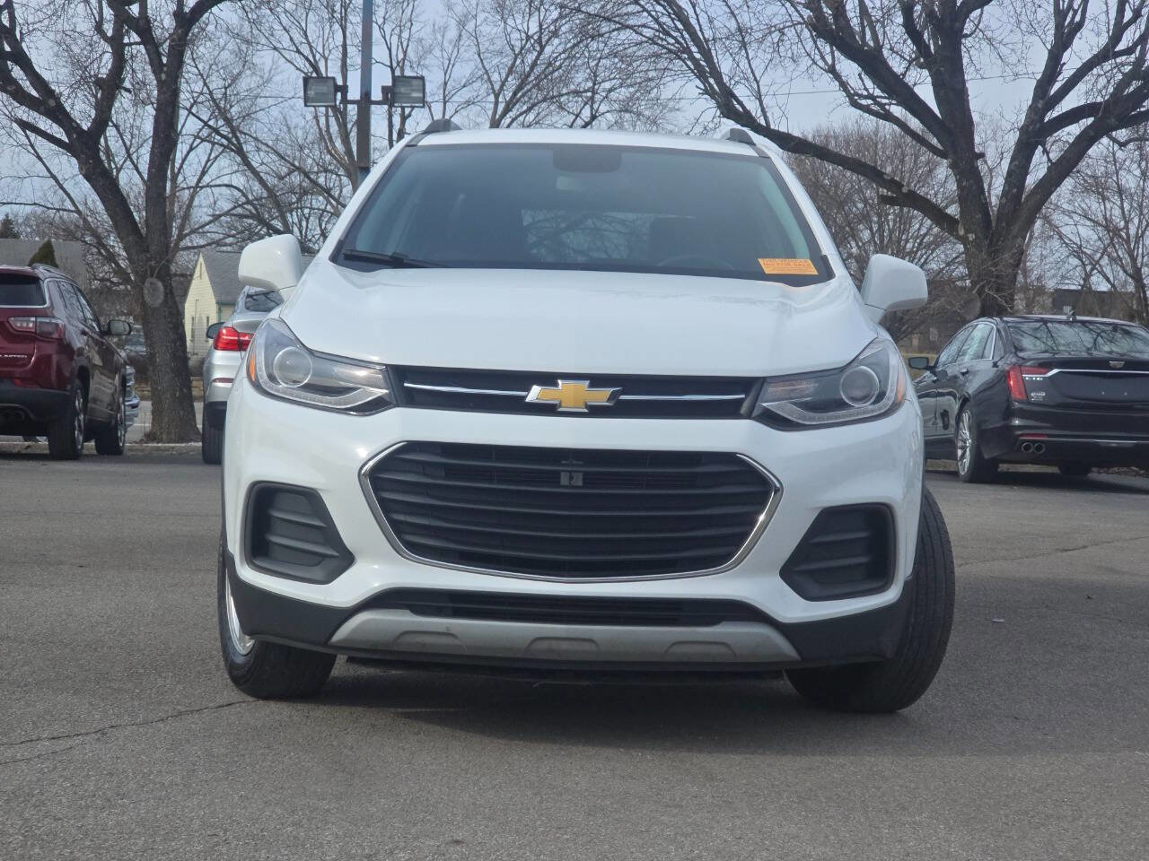 Used 2018 Chevrolet Trax LT w/ LT Convenience Package image 5