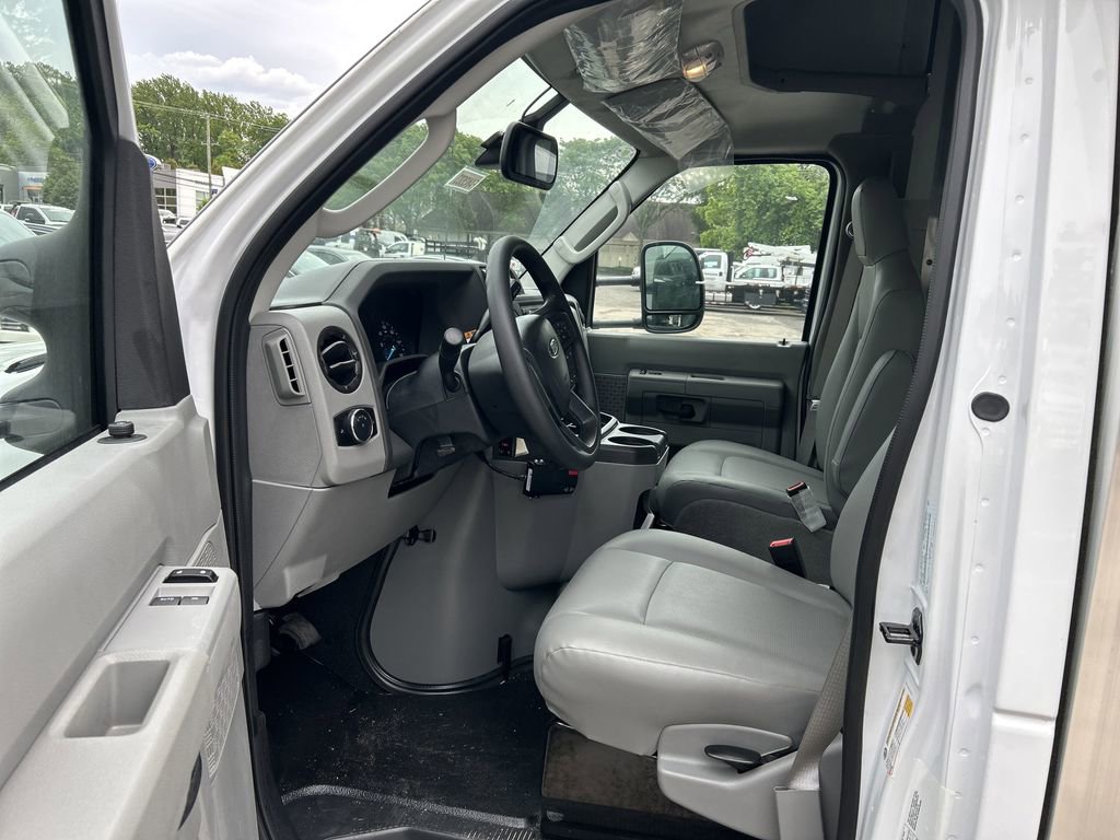 New 2026 Ford E-350 and Econoline 350 Super Duty w/ Power Equipment Group image 12