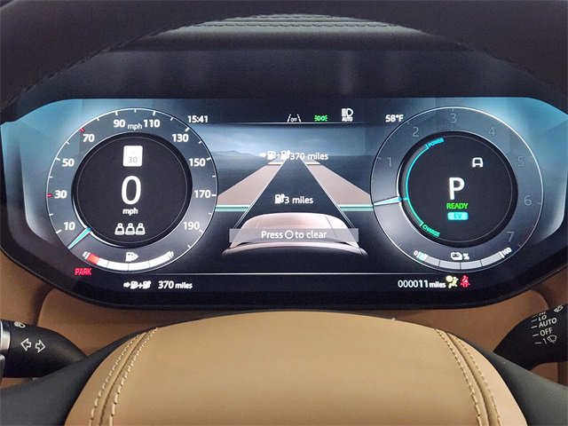 New 2026 Land Rover Range Rover SE image 15